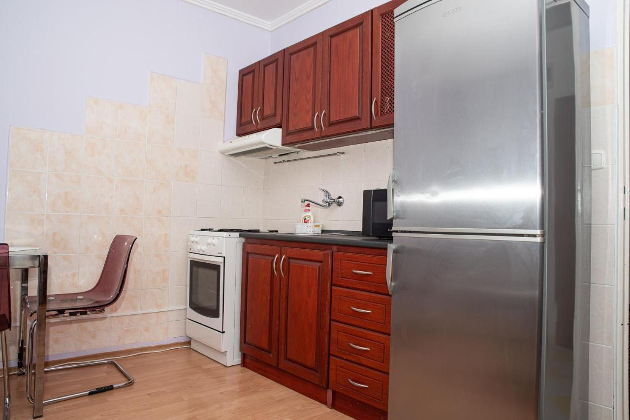 Lovely One Bedroom Apartment Nové Zámky Екстериор снимка